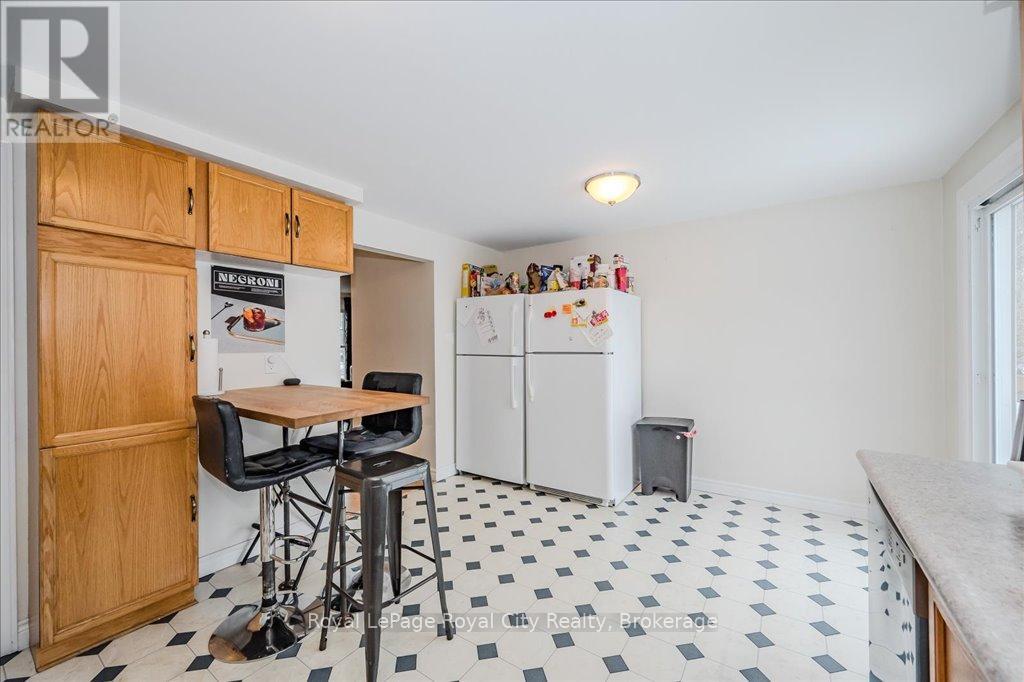 145 Kortright Road W, Guelph, Ontario  N1G 3N9 - Photo 14 - X12043808
