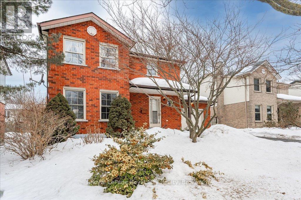 Property at 145 KORTRIGHT ROAD W image 2