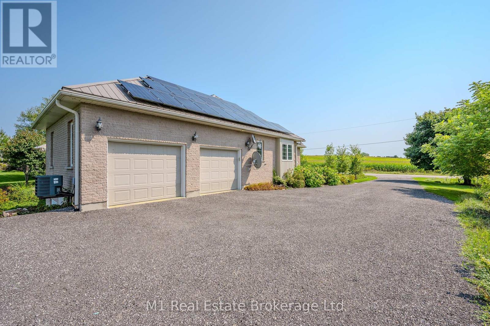 8682 9 Side Road, Centre Wellington, Ontario  N0B 1J0 - Photo 3 - X12043810