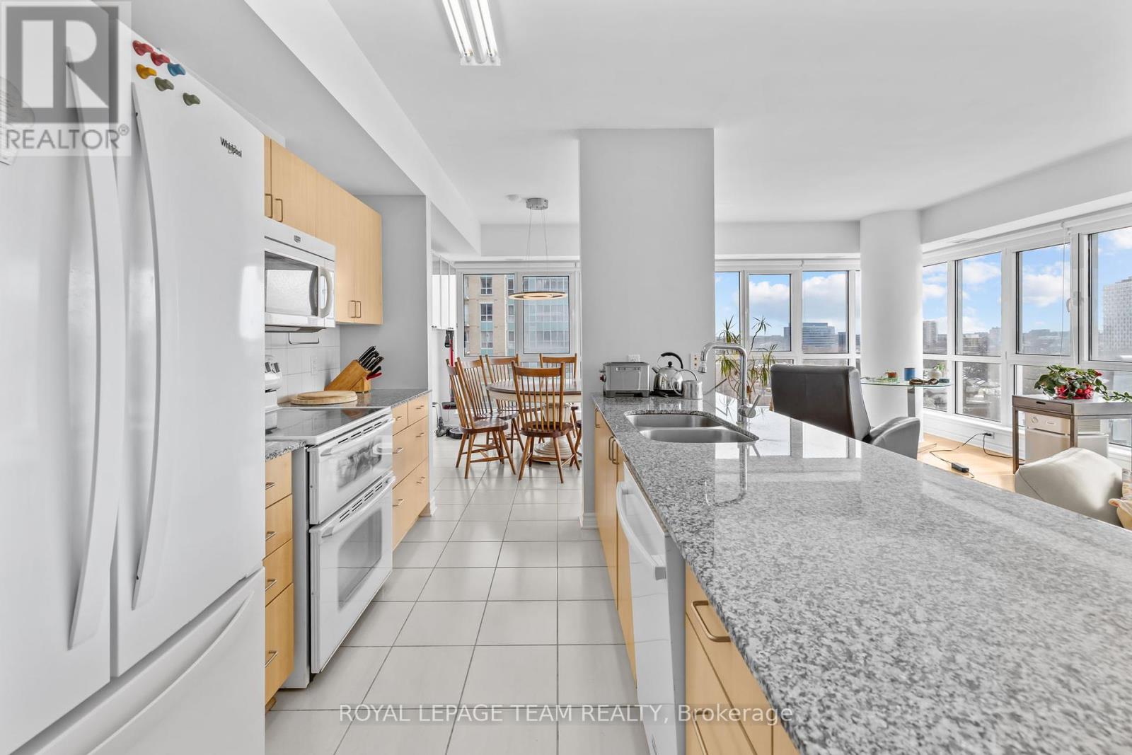 Property at 1002 - 70 LANDRY STREET image 1