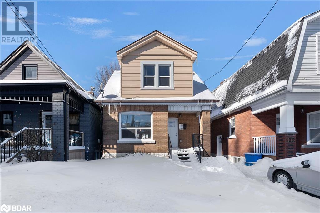 111 MELROSE Avenue N, Hamilton, Ontario