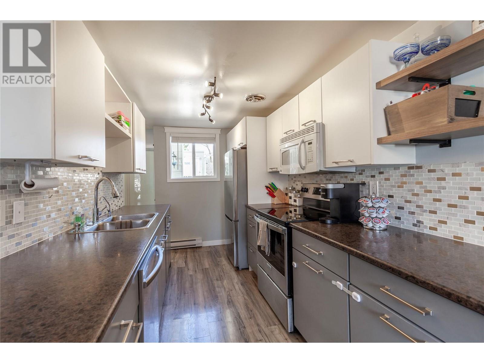 Property at 4910 25 Avenue Unit# 33 image 2