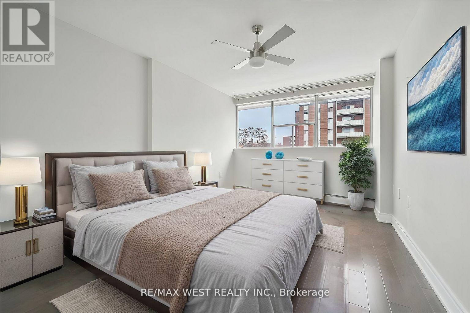Property at 66 - 1624 BLOOR STREET E image 5