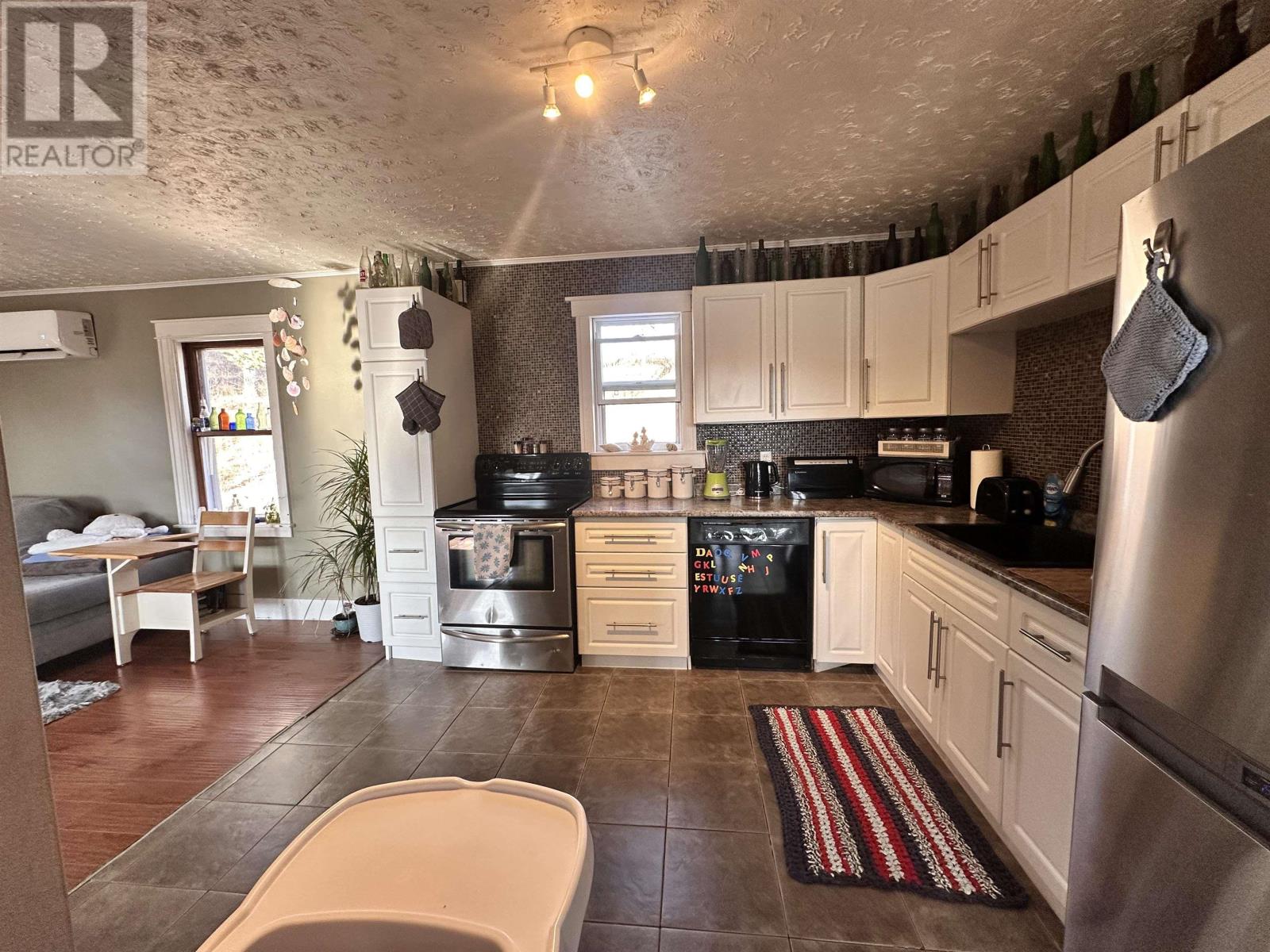 208 Kissing Bridge Road, Lunenburg, Nova Scotia  B0J 2C0 - Photo 9 - 202505920