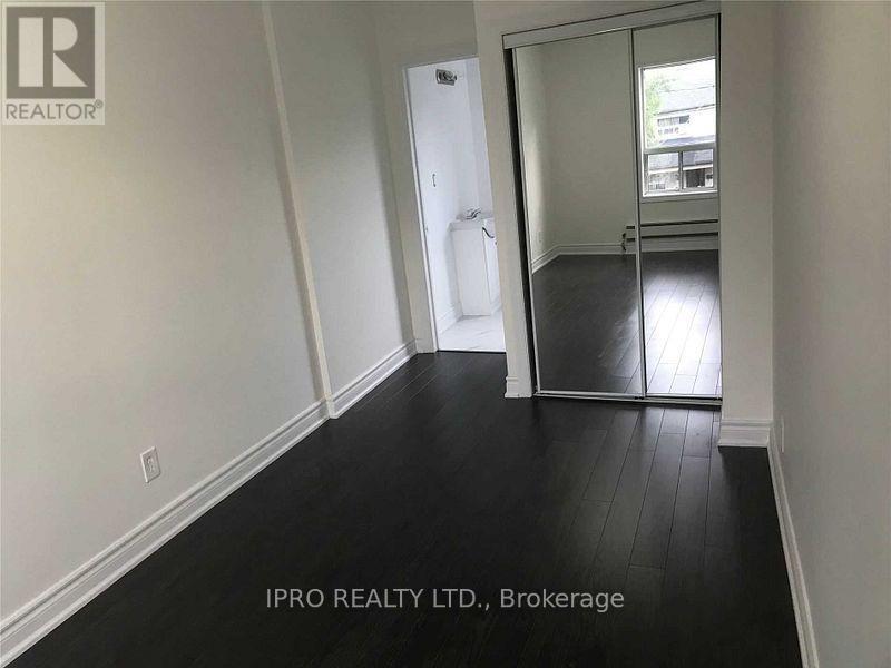 71 Clouston Avenue, Toronto, Ontario  M9N 1A8 - Photo 16 - W12033200