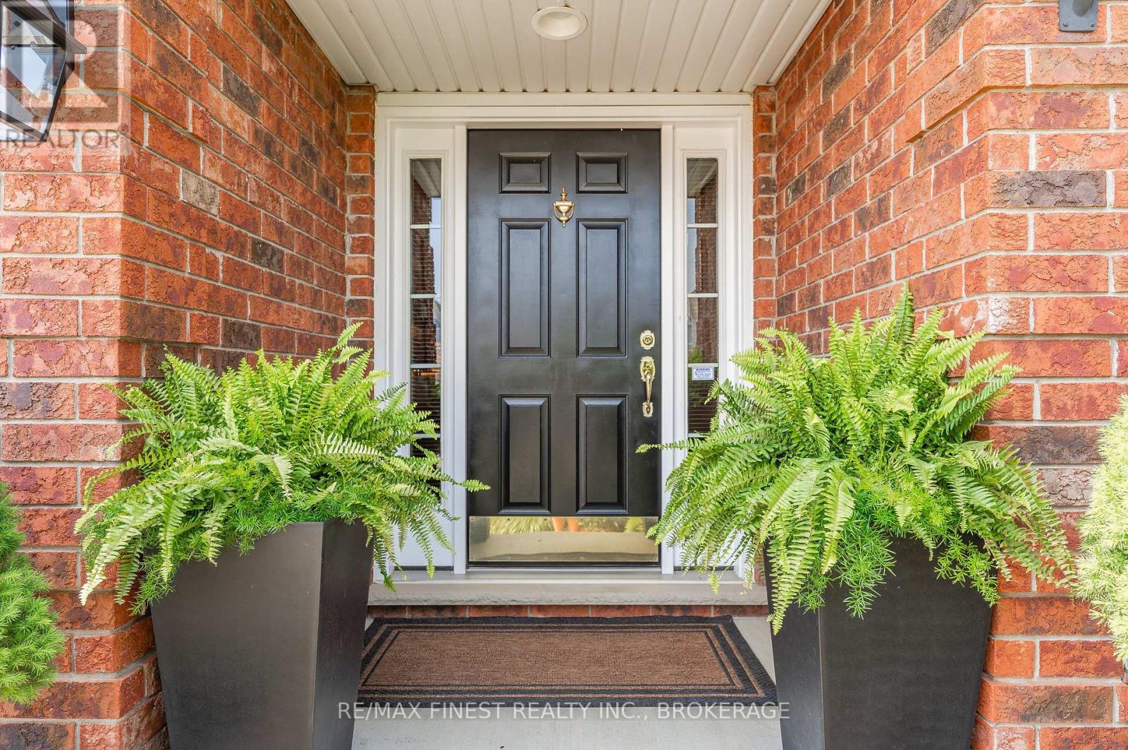 Property at 212 SUMMERFIELD DRIVE image 4