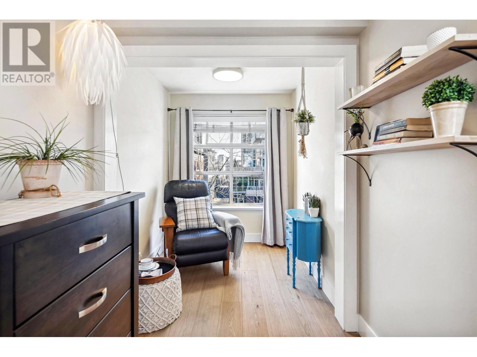 406 108 W Esplanade, North Vancouver, British Columbia  V7M 3M8 - Photo 18 - R2982497