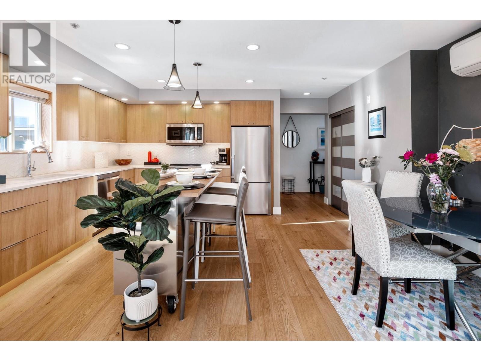 406 108 W Esplanade, North Vancouver, British Columbia  V7M 3M8 - Photo 7 - R2982497