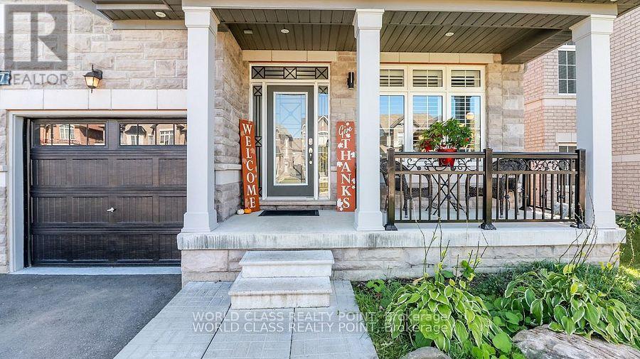 Property at 967 BARTON WAY image 3