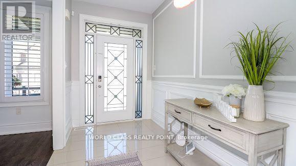 Property at 967 BARTON WAY image 5