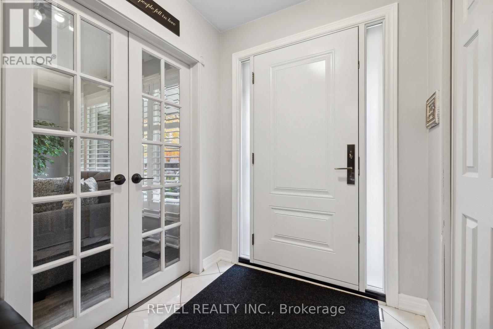 Property at 93 WILLOWRIDGE ROAD image 4