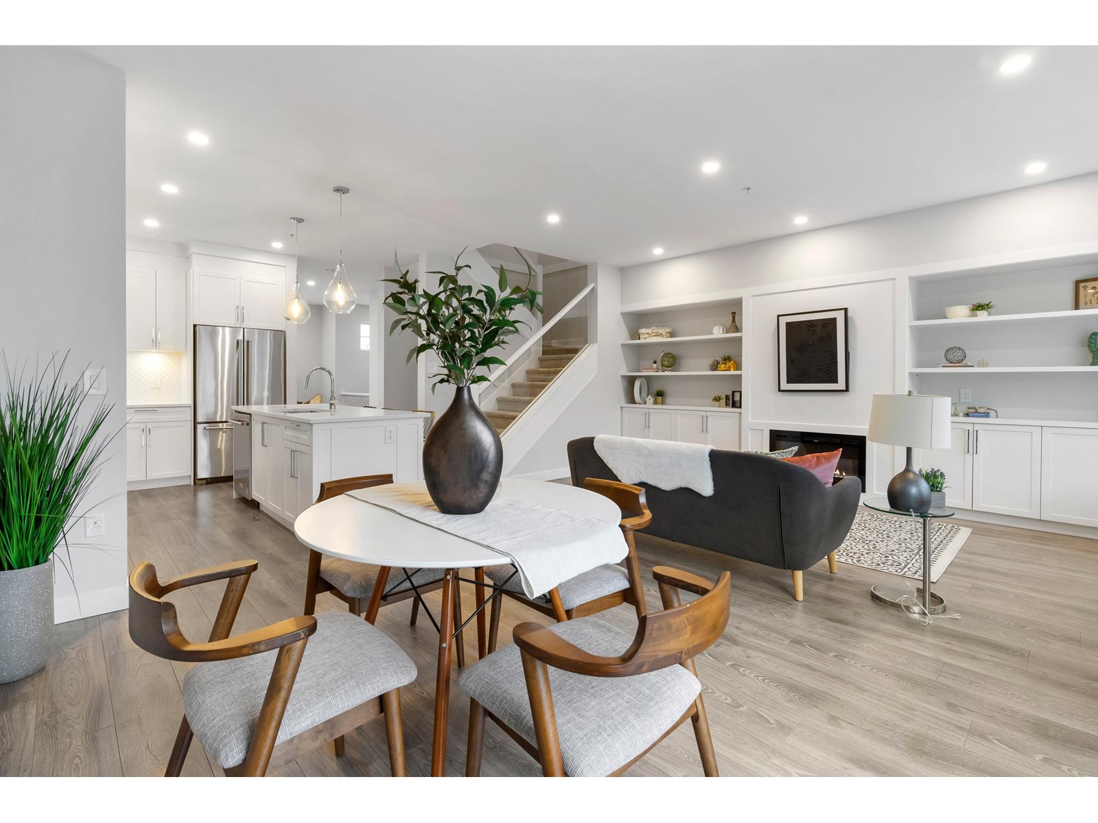 Property at 12 20261 72B AVENUE image 3