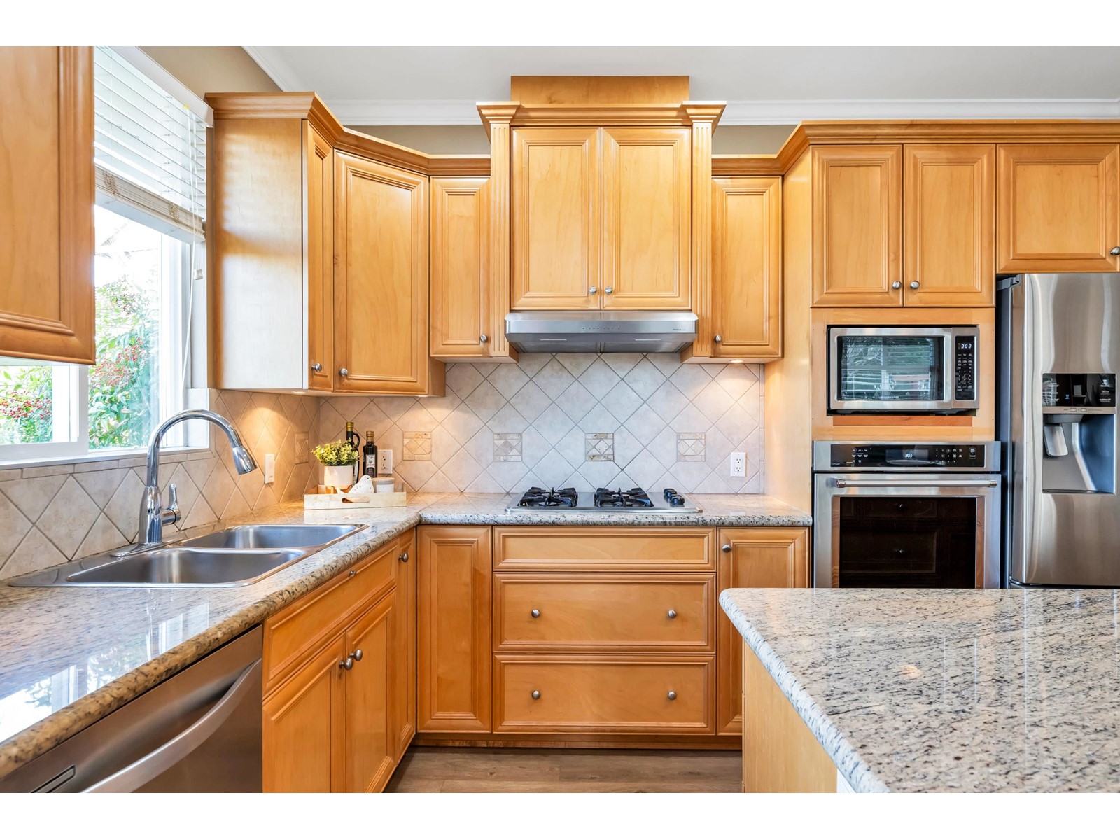 27 18088 8 Avenue, Surrey, British Columbia  V3Z 9T6 - Photo 13 - R2982241