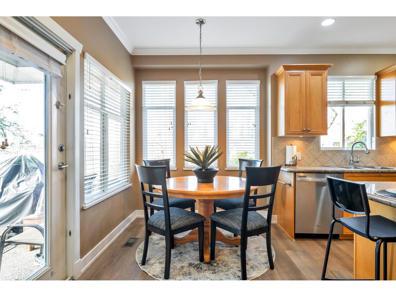 27 18088 8 Avenue, Surrey, British Columbia  V3Z 9T6 - Photo 11 - R2982241