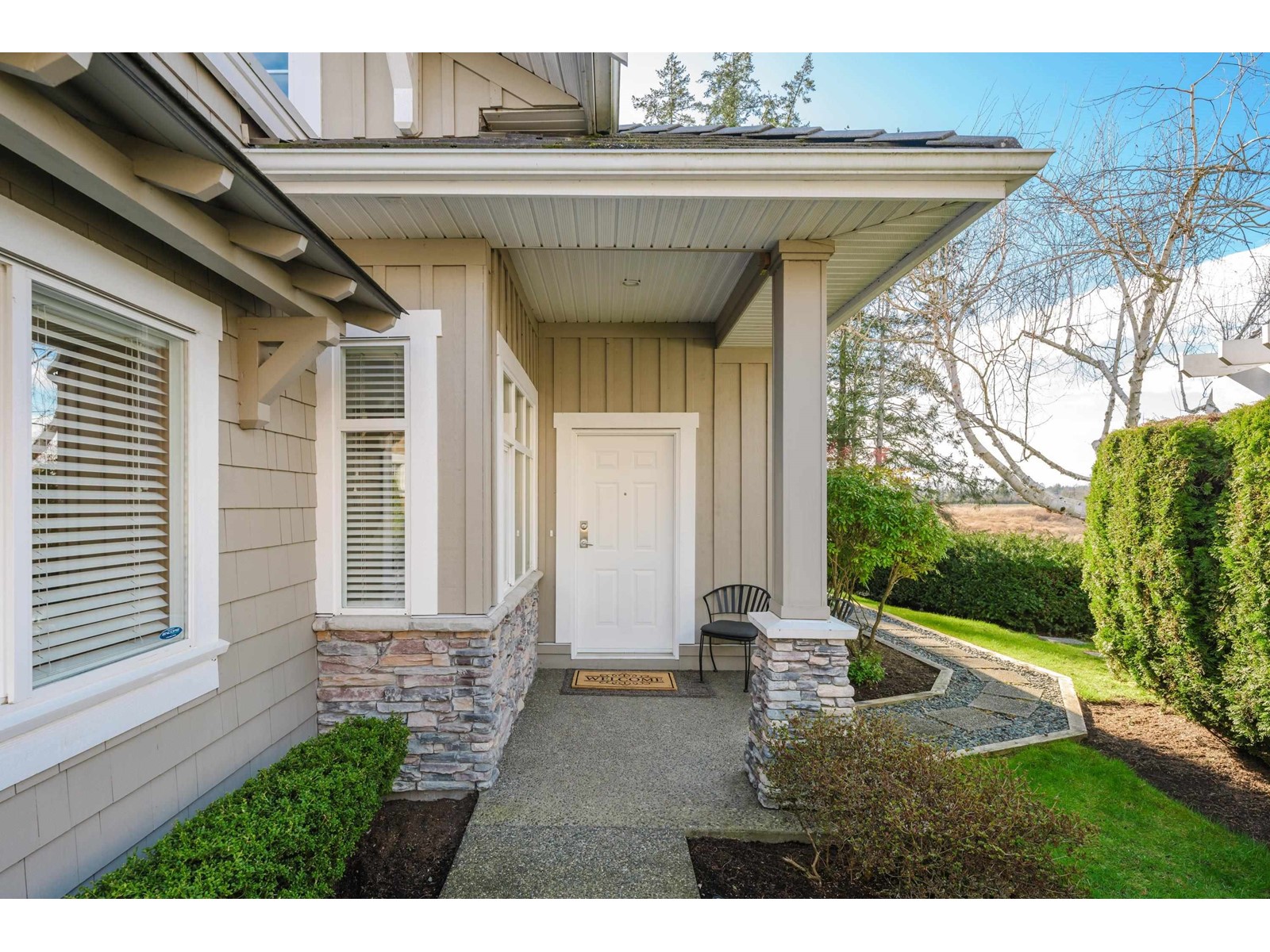 27 18088 8 Avenue, Surrey, British Columbia  V3Z 9T6 - Photo 4 - R2982241