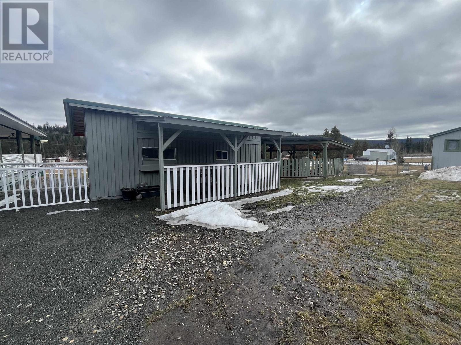 5504 Kennedy Road, 100 Mile House, British Columbia  V0K 2E0 - Photo 22 - R2972447