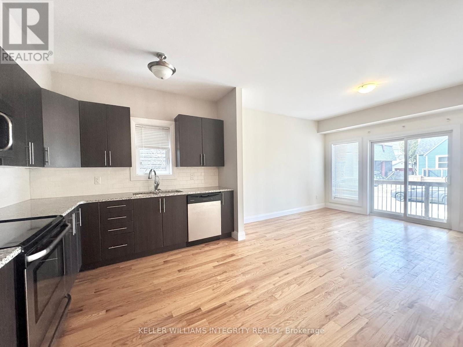 Property at 136 KING GEORGE STREET image 5