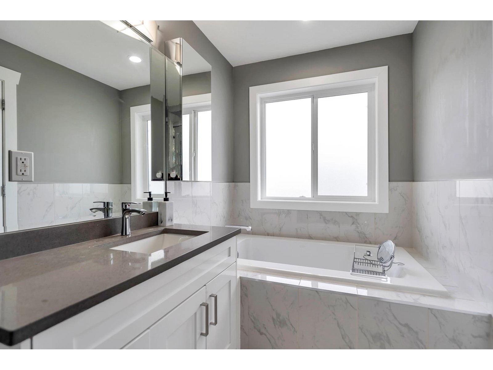 20999 80 Avenue, Langley, British Columbia  V2Y 0R3 - Photo 26 - R2982552