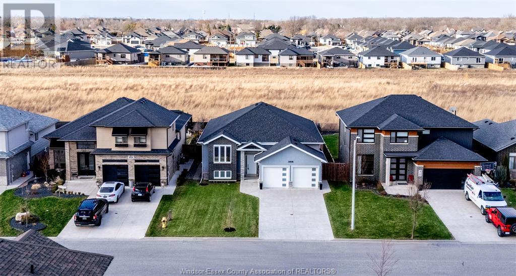 Property at 306 WELSH image 3