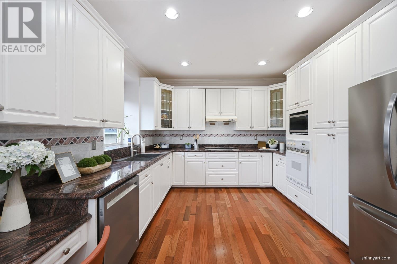 2556 W 20th Avenue, Vancouver, British Columbia  V6L 1G8 - Photo 6 - R2982461
