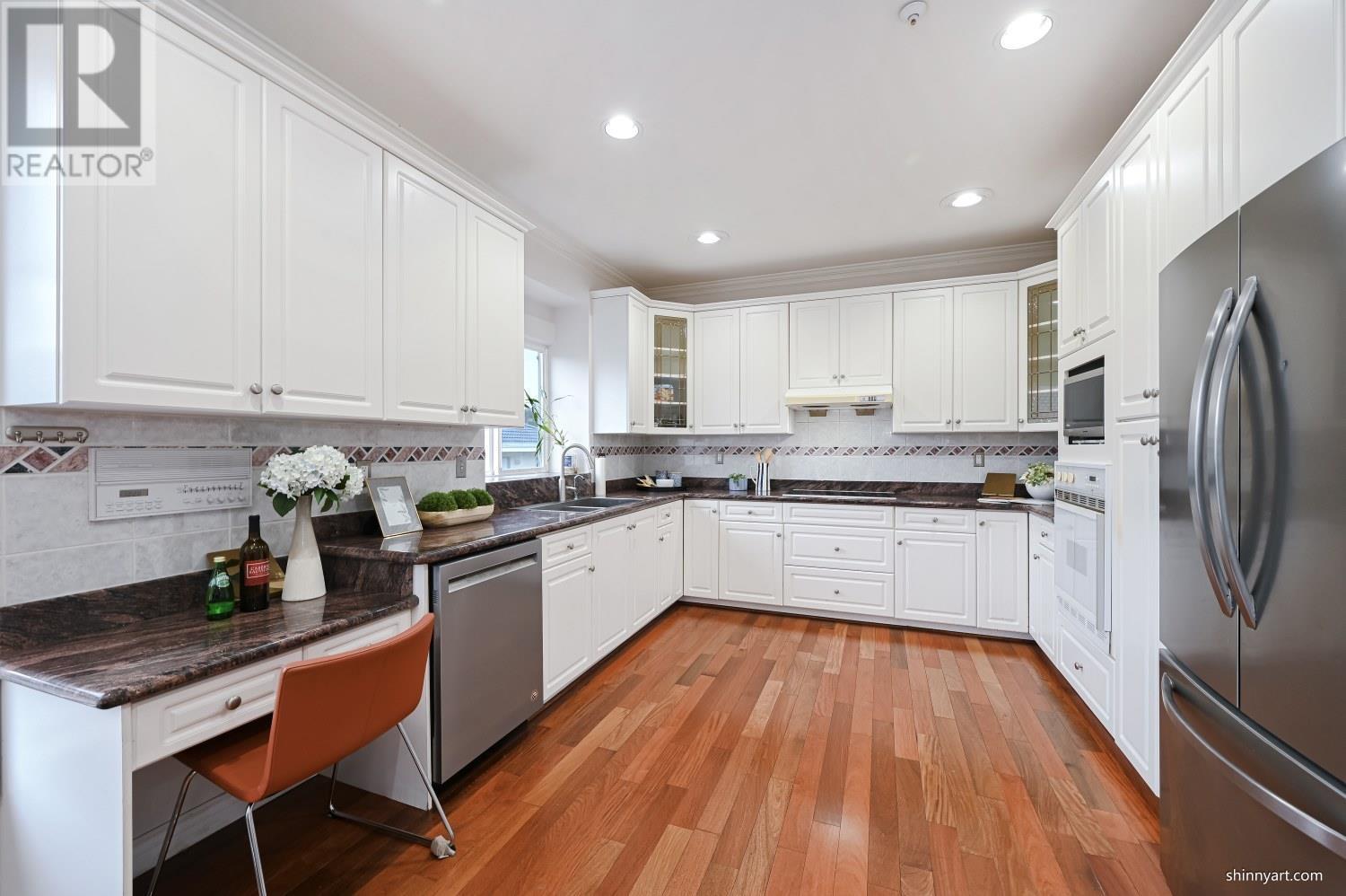 2556 W 20th Avenue, Vancouver, British Columbia  V6L 1G8 - Photo 7 - R2982461