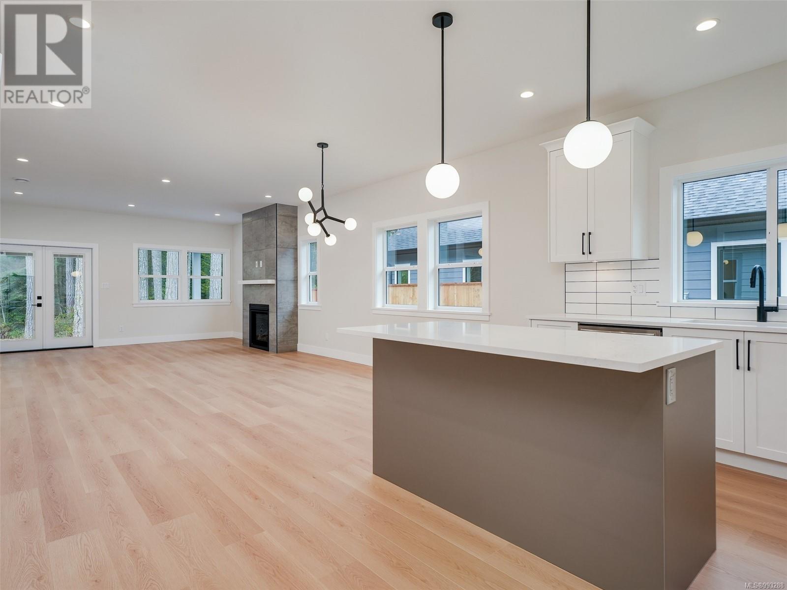 Property at 2633 Forest Edge Rd image 3