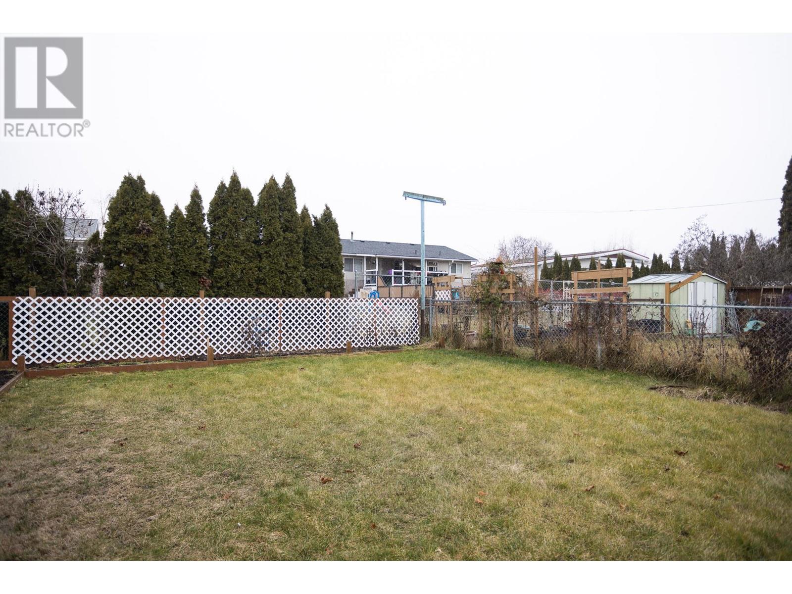 Property at 255 Holbrook Road W image 3
