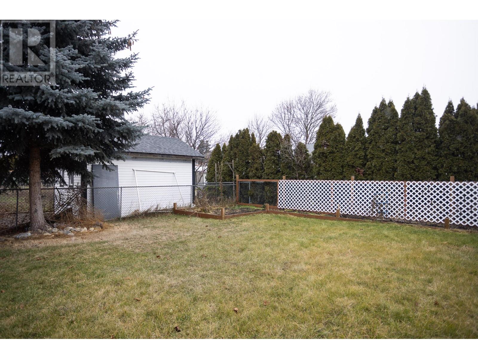 Property at 255 Holbrook Road W image 4