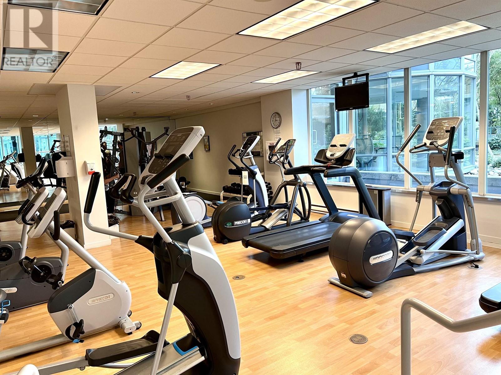 Listing Picture 16 of 17 : 1608 1033 MARINASIDE CRESCENT, Vancouver / 溫哥華 - 魯藝地產 Yvonne Lu Group - MLS Medallion Club Member