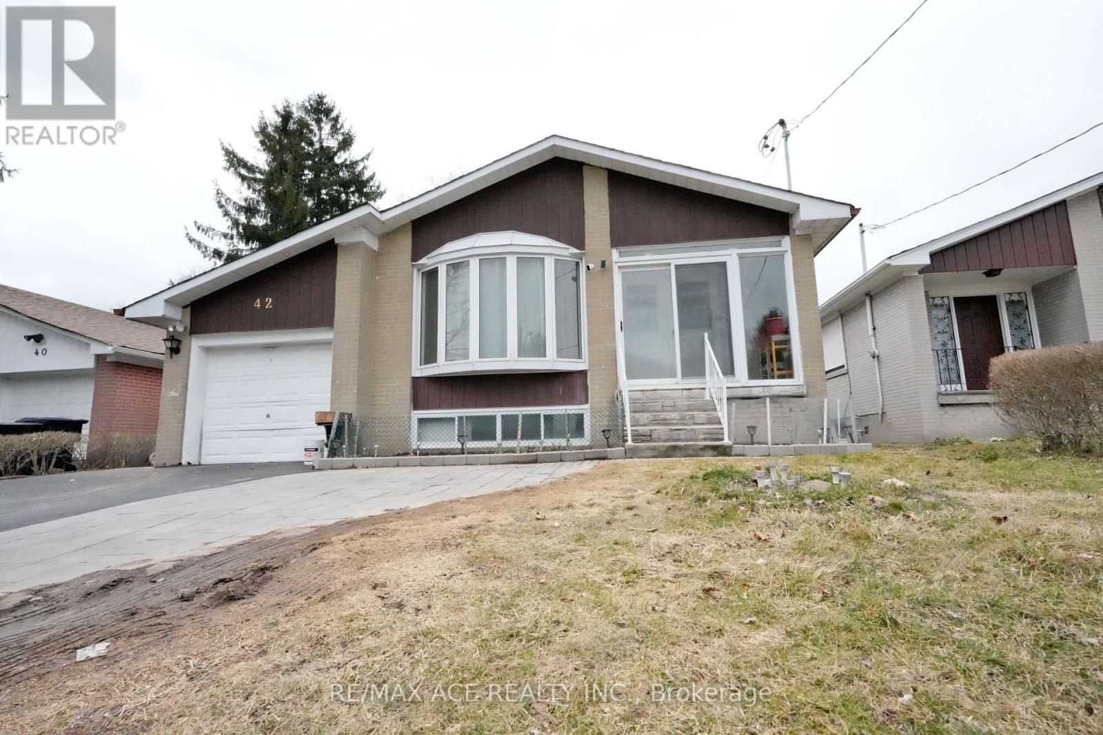 Property at 42 RAVENVIEW DRIVE image 2