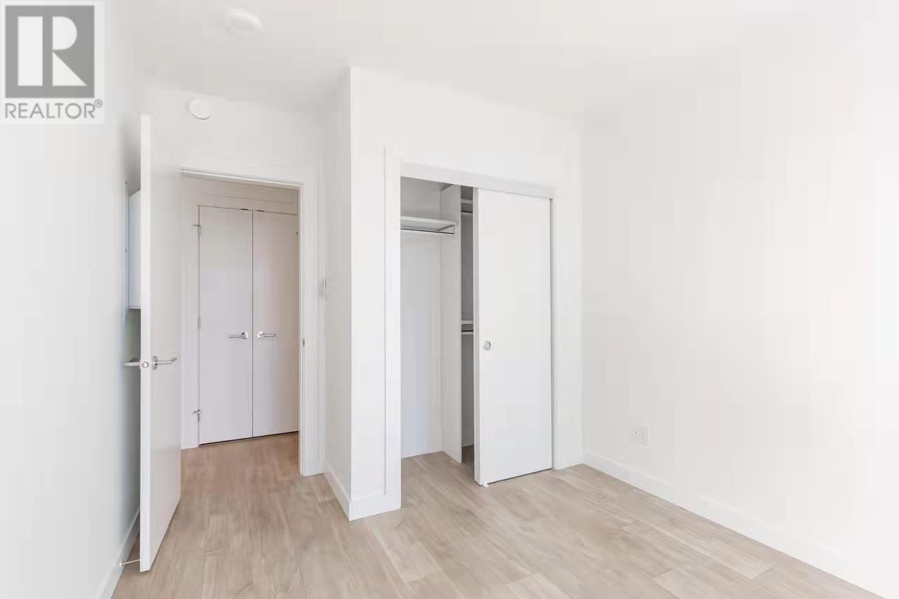 503 657 Whiting Way, Coquitlam, British Columbia  V3J 0J6 - Photo 4 - R2982359