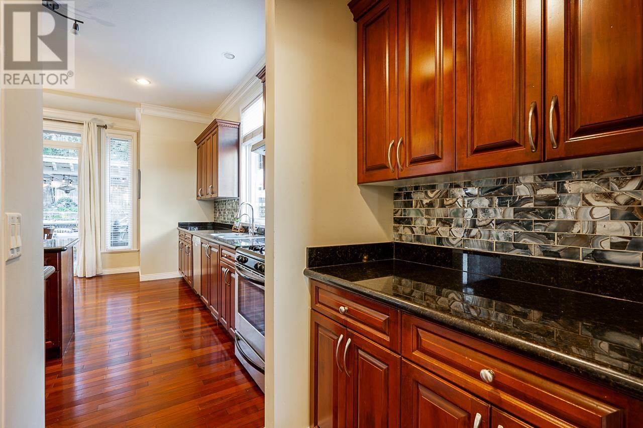 1113 Dansey Avenue, Coquitlam, British Columbia  V3K 3H5 - Photo 7 - R2967543