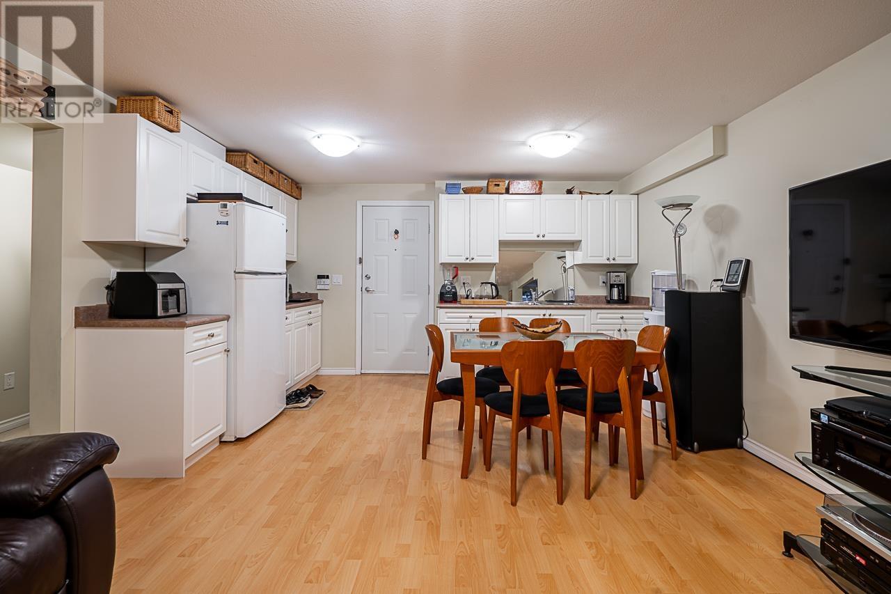 1113 Dansey Avenue, Coquitlam, British Columbia  V3K 3H5 - Photo 30 - R2967543