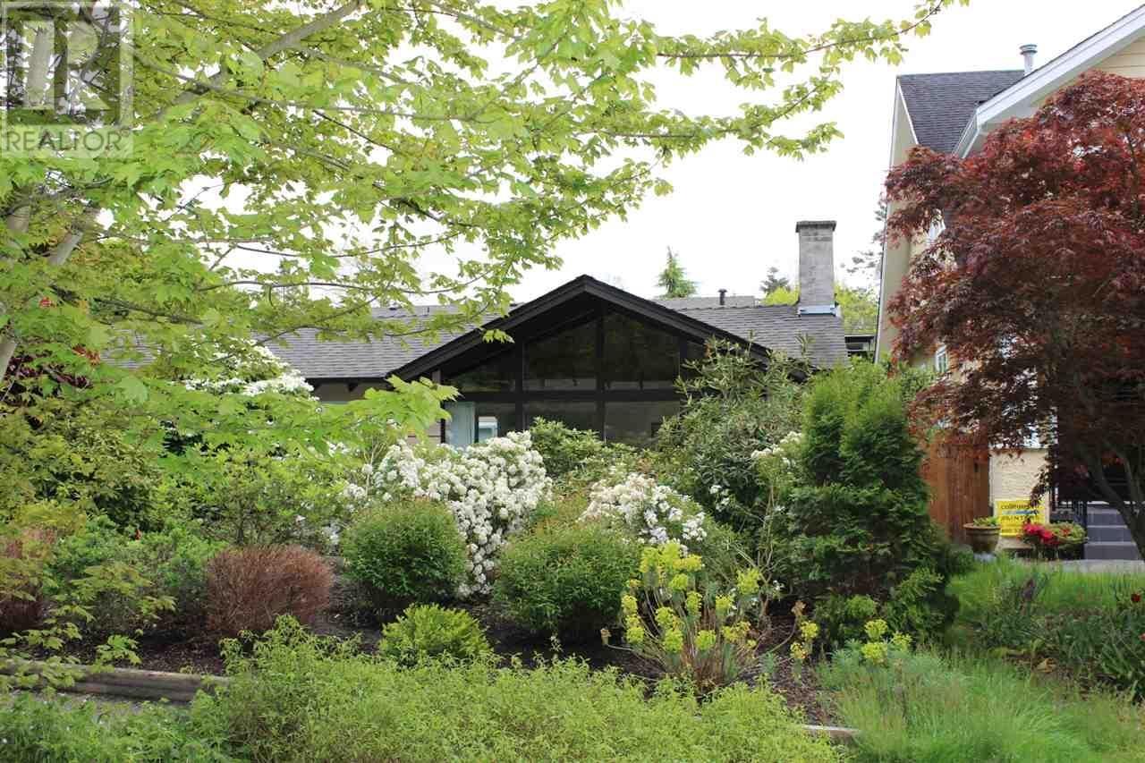 6042 Crown Street, Vancouver, British Columbia  V6N 2B8 - Photo 2 - R2982435