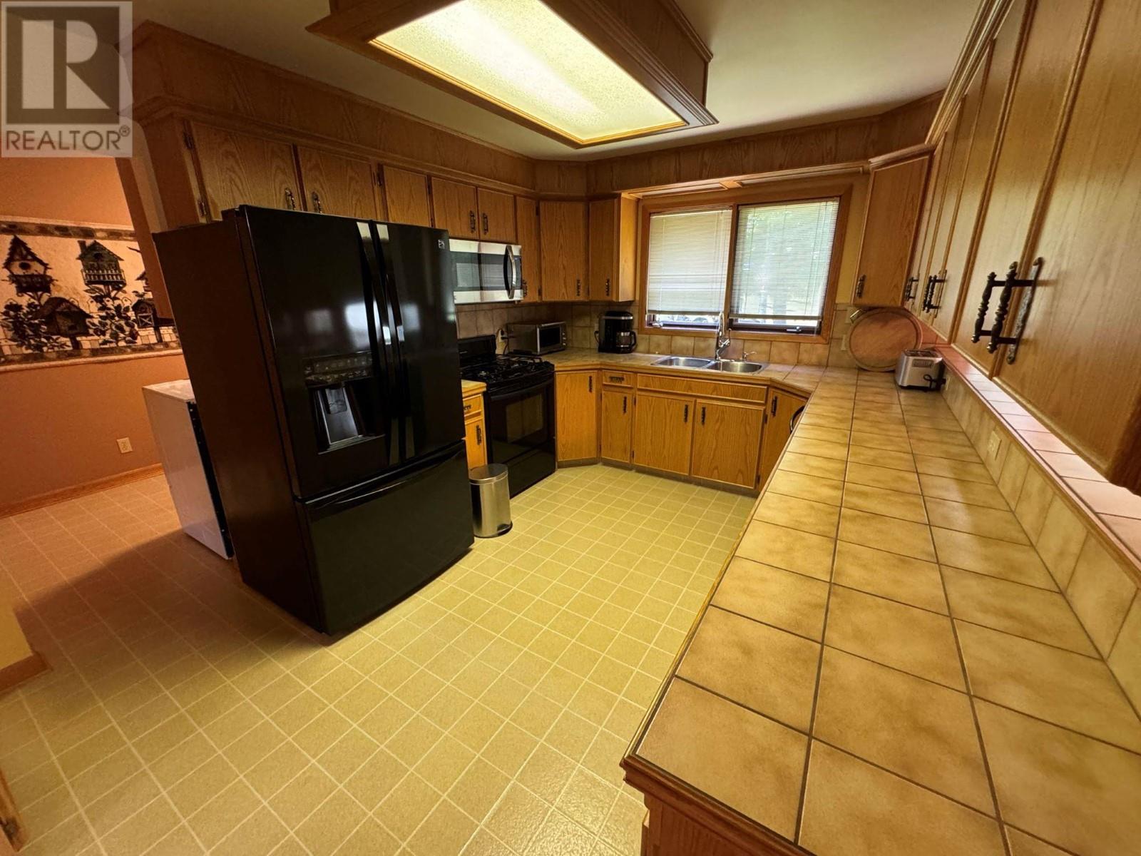25 Wilson Road, Christina Lake, British Columbia  V0H 1E0 - Photo 5 - 10340782