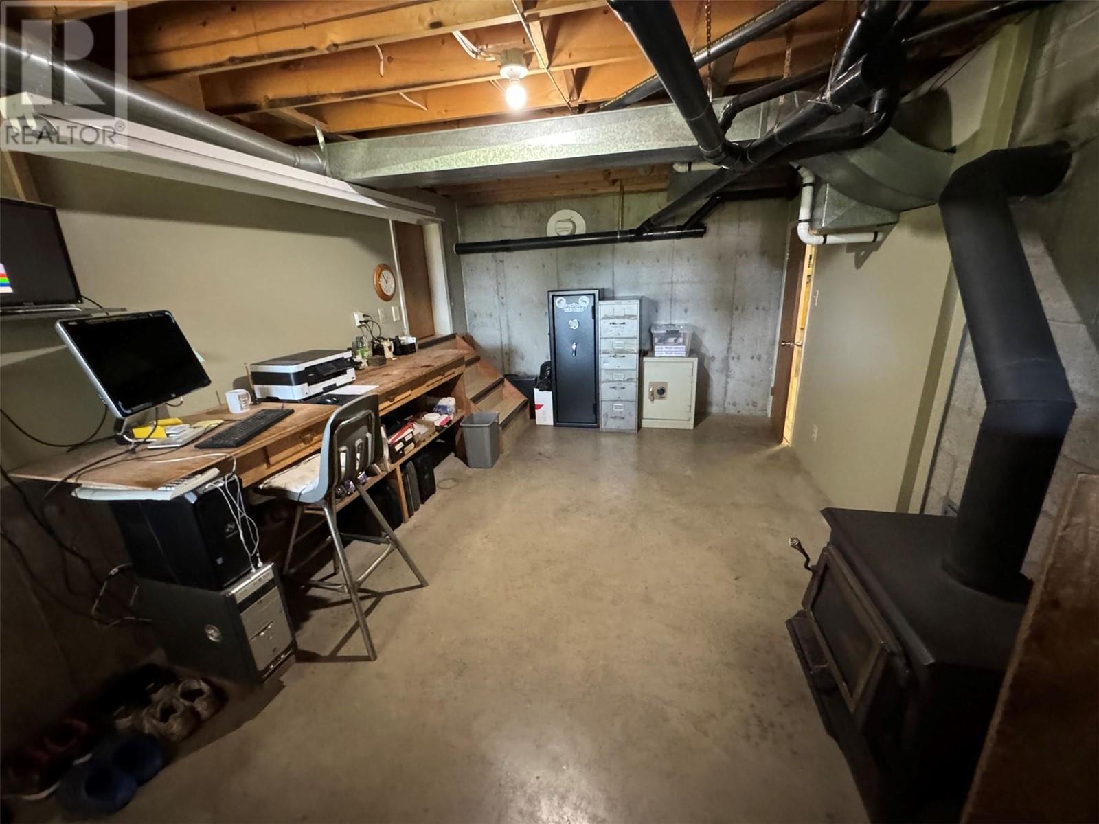 25 Wilson Road, Christina Lake, British Columbia  V0H 1E0 - Photo 31 - 10340782