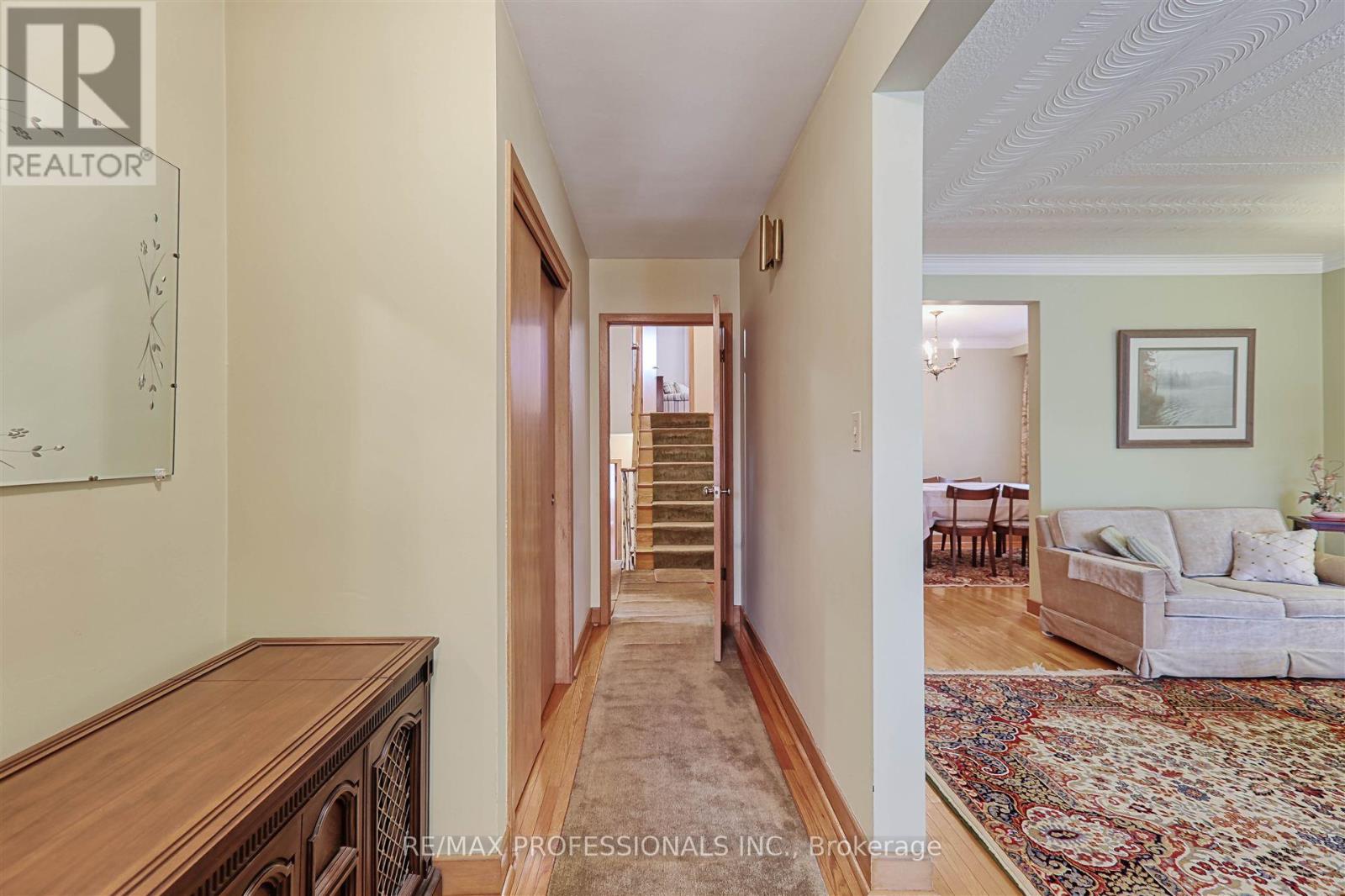Property at 14 MORGAN AVENUE image 3