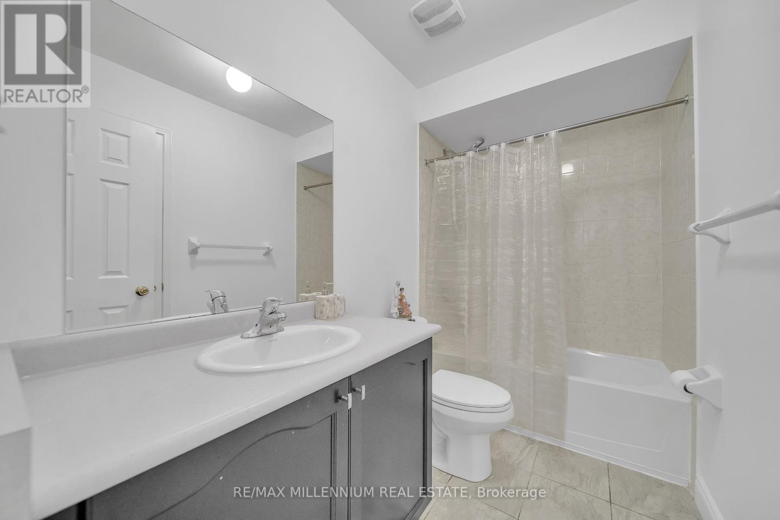 86 Cookview Drive, Brampton, Ontario  L6R 3T6 - Photo 30 - W12044022