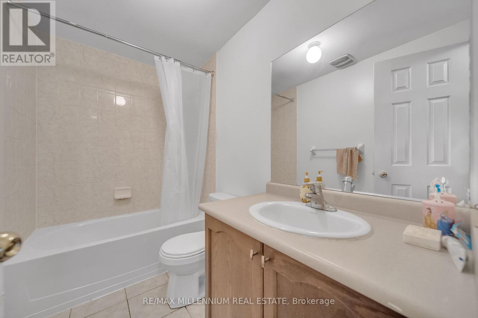 86 Cookview Drive, Brampton, Ontario  L6R 3T6 - Photo 41 - W12044022