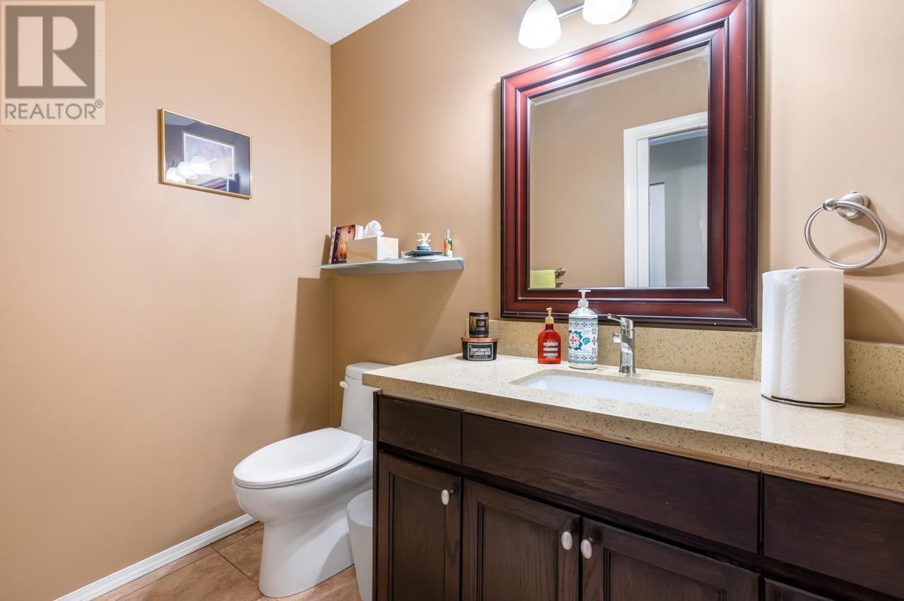 2902 Paul Lake Court, Coquitlam, British Columbia  V3C 6A3 - Photo 27 - R2981708