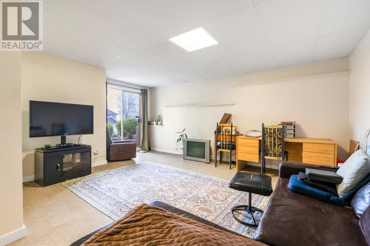 2902 Paul Lake Court, Coquitlam, British Columbia  V3C 6A3 - Photo 16 - R2981708