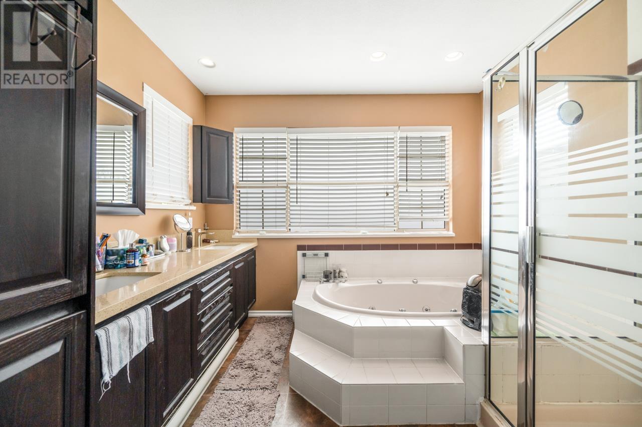 2902 Paul Lake Court, Coquitlam, British Columbia  V3C 6A3 - Photo 13 - R2981708