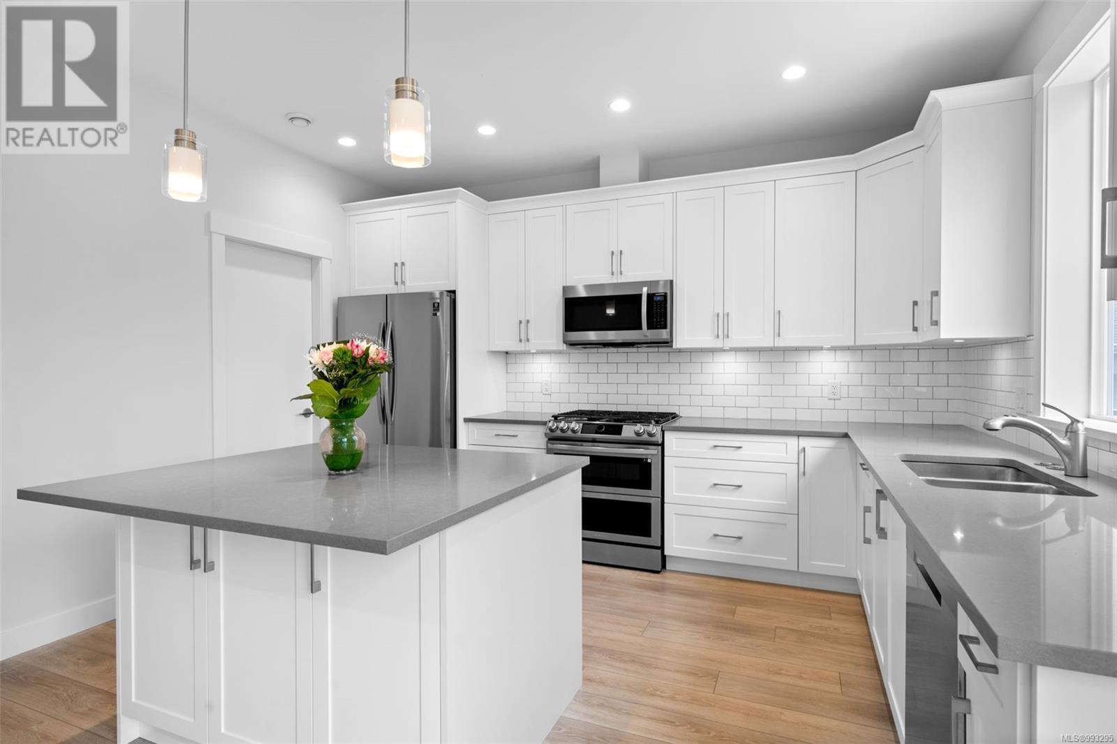 Property at 6439 Hopkins Crt image 3