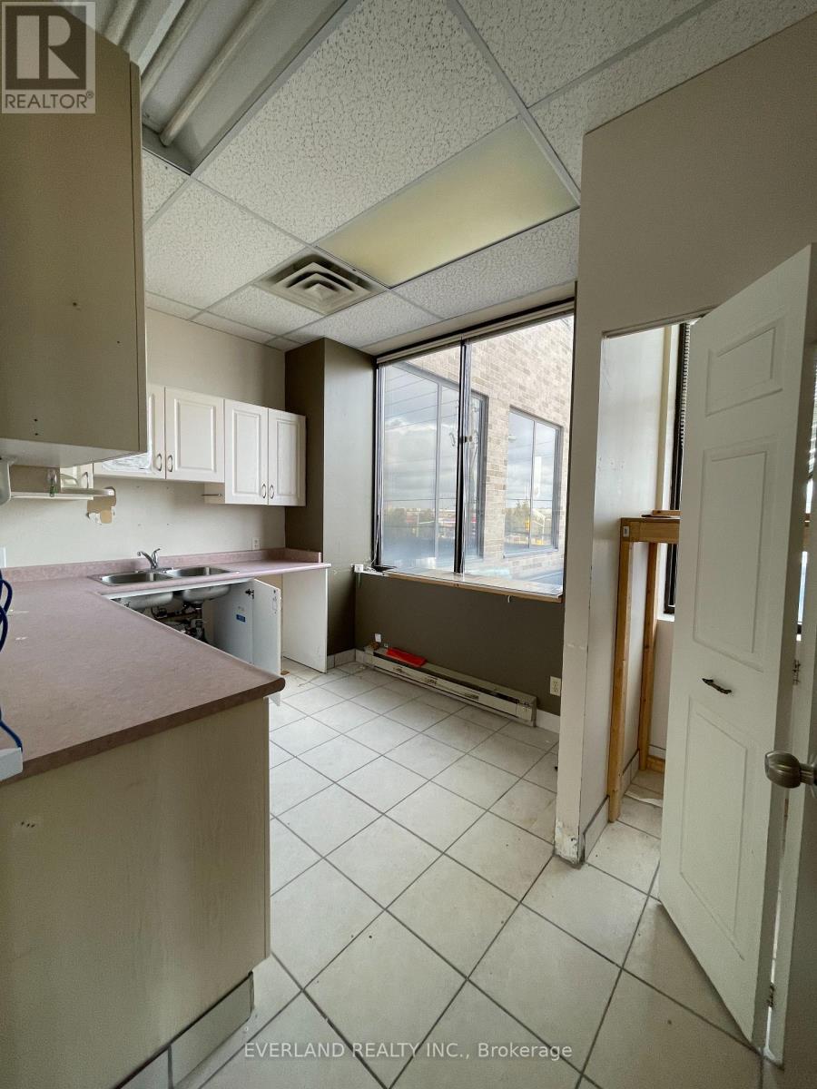 206-209 - 3601 Victoria Park Avenue, Toronto, Ontario  M1W 3Y3 - Photo 8 - E12044063