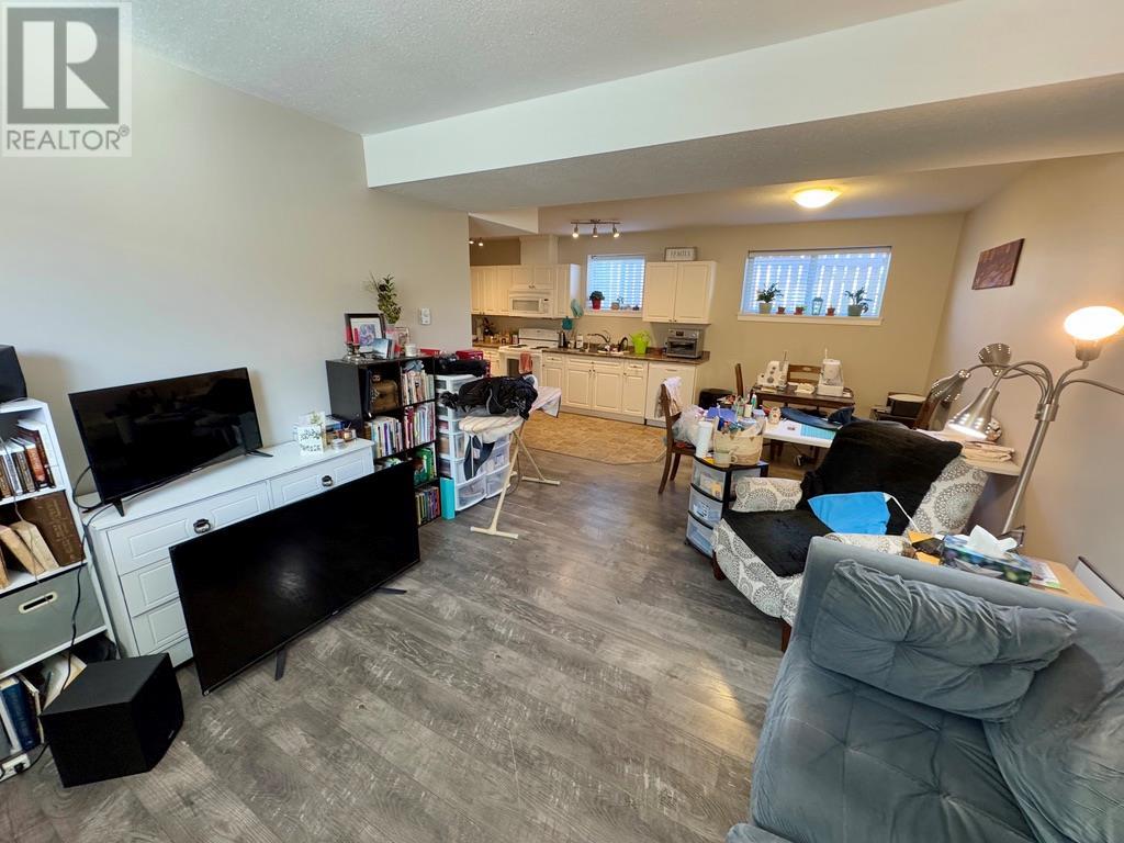 1323/1325 101 Avenue, Dawson Creek, British Columbia  V1G 2A4 - Photo 18 - 10340768