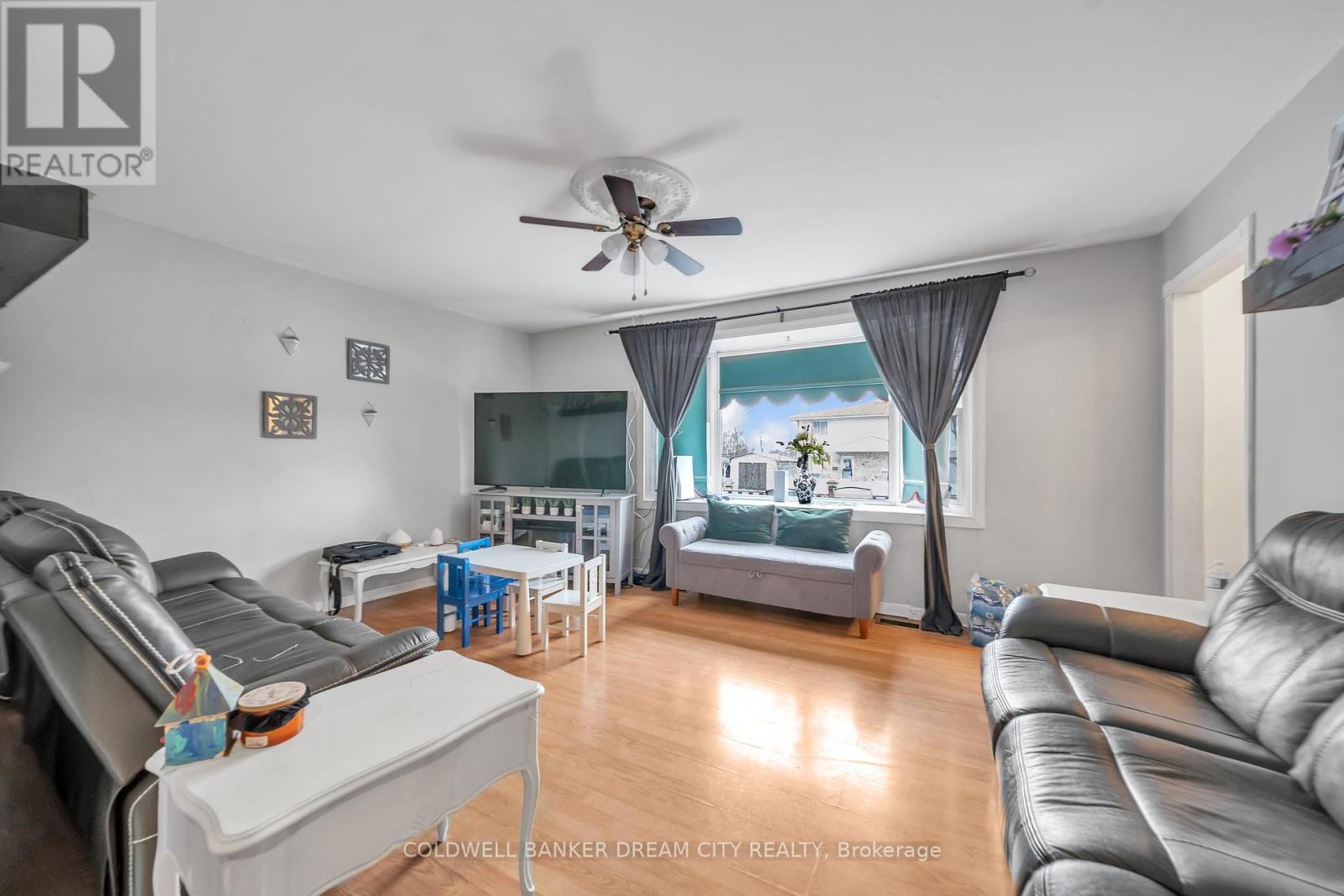 Property at 65 BROOKLYNE ROAD E image 5