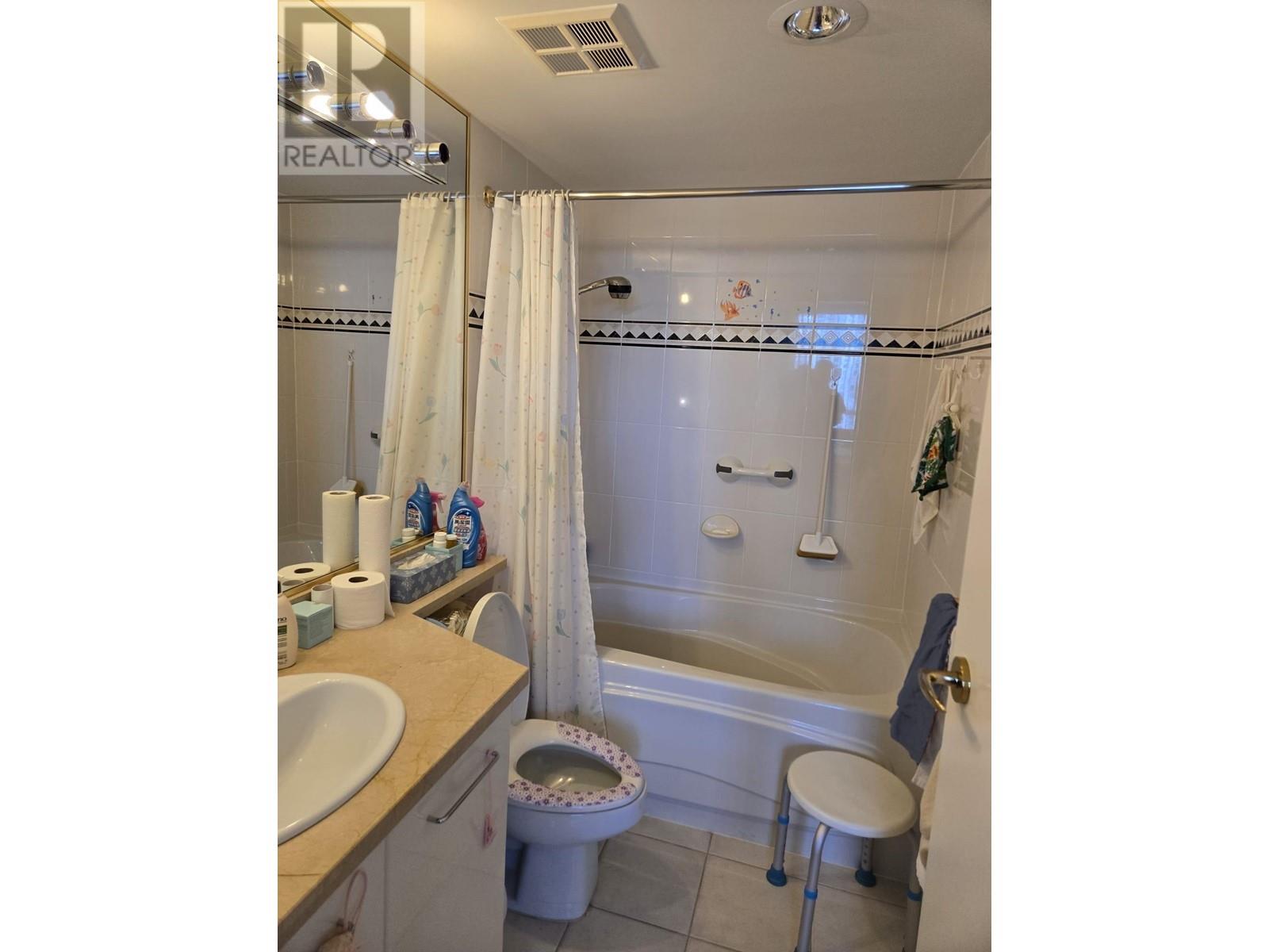15d 139 Drake Street, Vancouver, British Columbia  V6Z 2T8 - Photo 8 - R2973511
