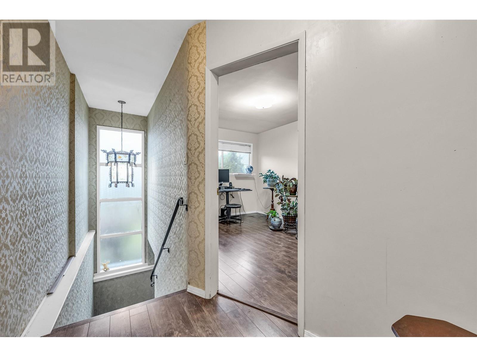 6242 Kitchener Street, Burnaby, British Columbia  V5B 2J4 - Photo 24 - R2982631