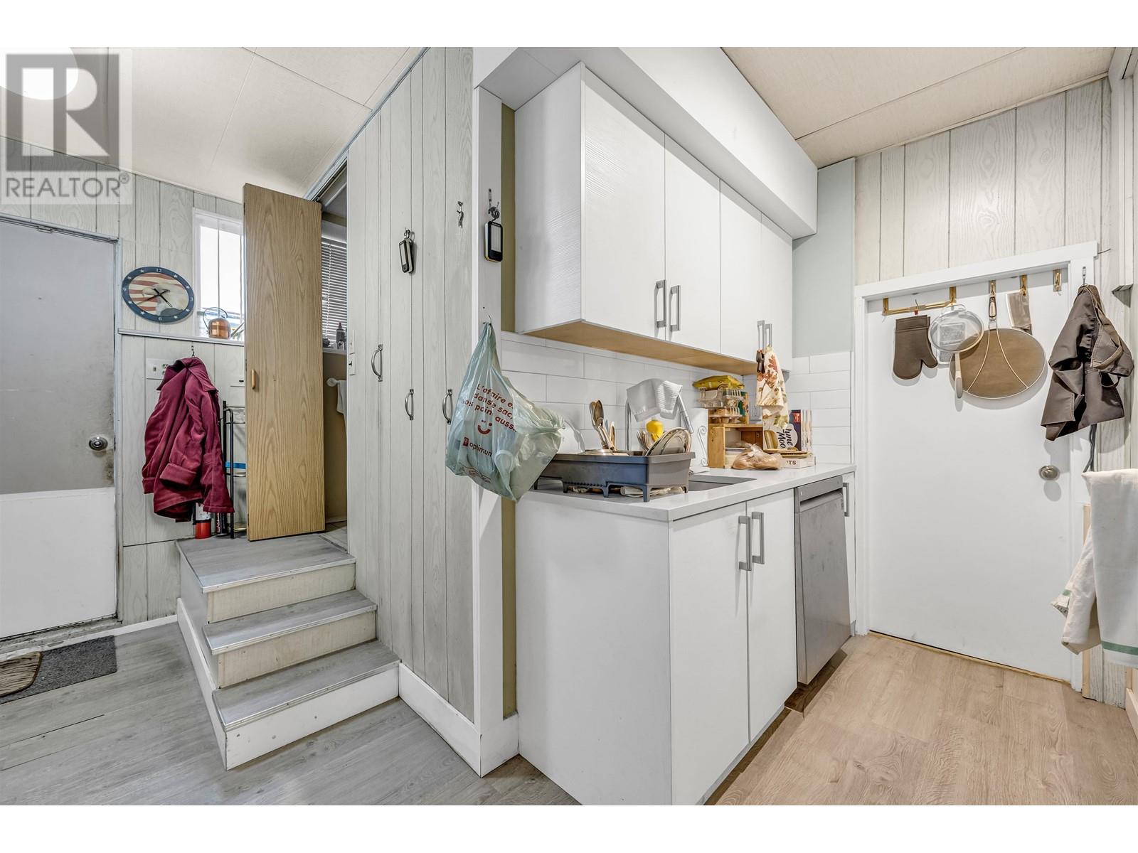 6242 Kitchener Street, Burnaby, British Columbia  V5B 2J4 - Photo 21 - R2982631