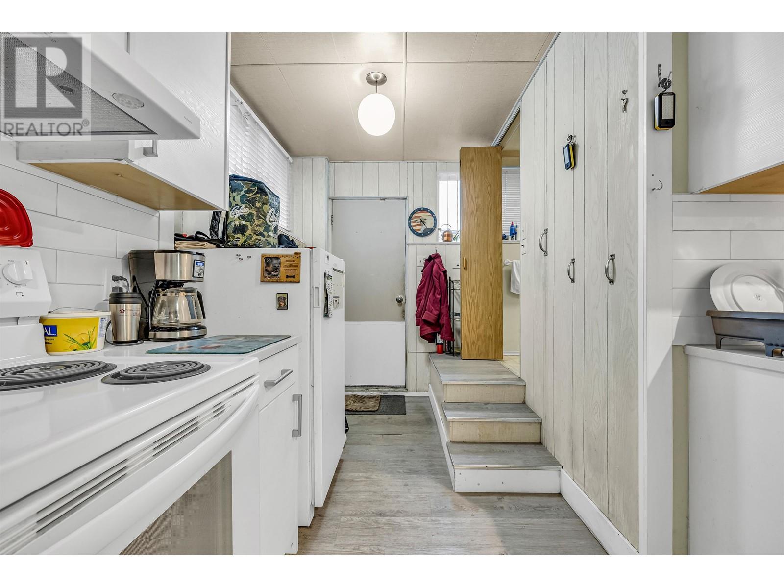 6242 Kitchener Street, Burnaby, British Columbia  V5B 2J4 - Photo 18 - R2982631